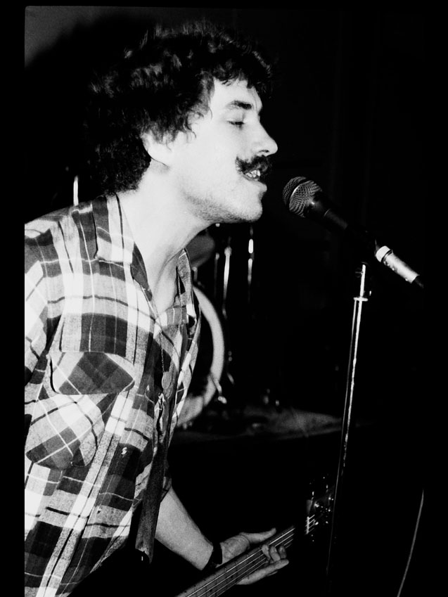 Hüsker Dü, Harvey Wheeler Center, Concord MA, 30 Dec 1984